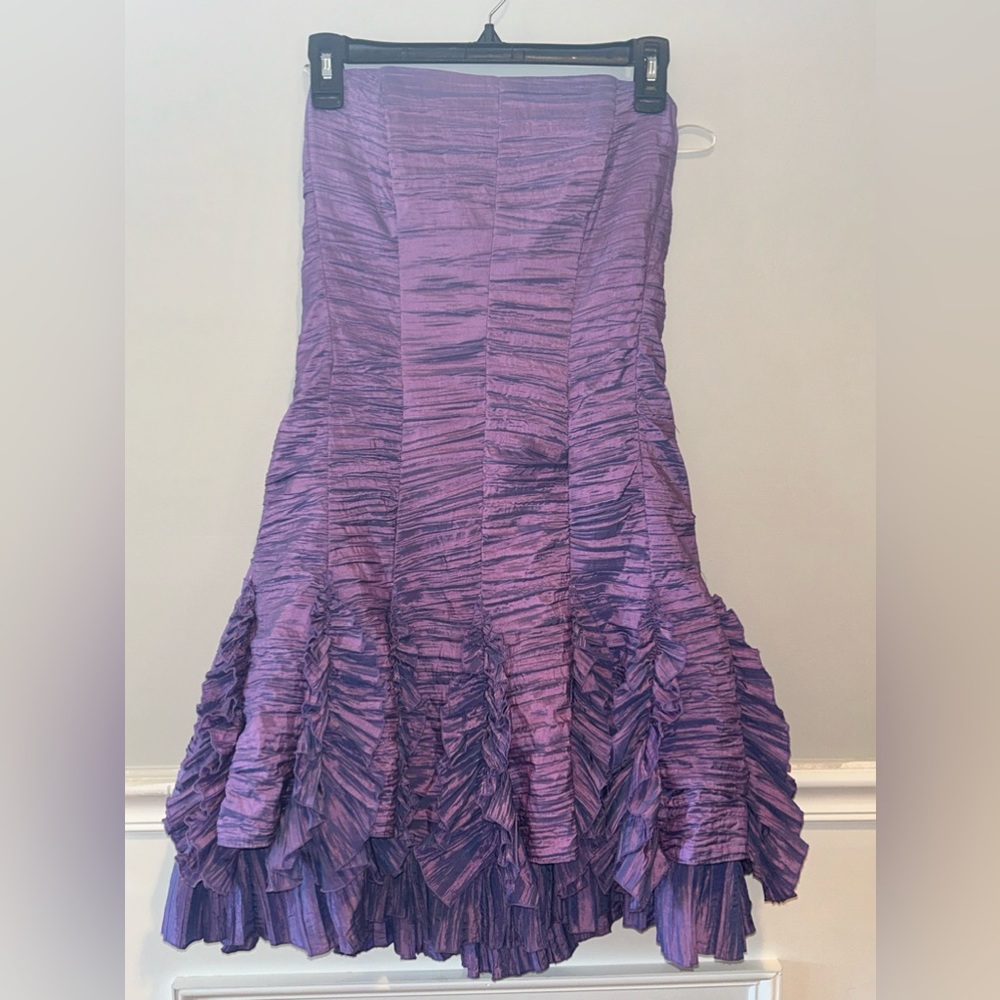 Jessica McClintock Violet Purple Iridescent Ruffled Strapless Party Dress Sz 10